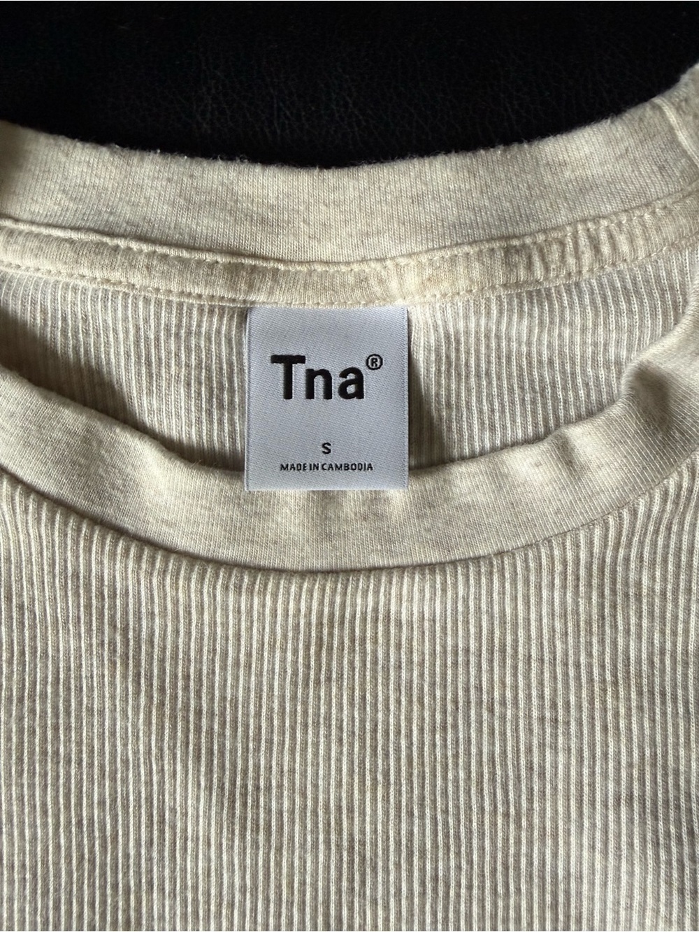 TNA Cream Ribbed Tune Waist Tee - Picture 2 of 2